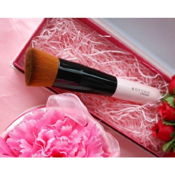 熊野筆 ギフト仕様 広島県 熊野筆 晃祐堂 リキッドファンデーションブラシ NC249-P 晃祐堂 目元 口元 日本製 メイクブラシ お祝い 記念日 贈り物 ブランド | 