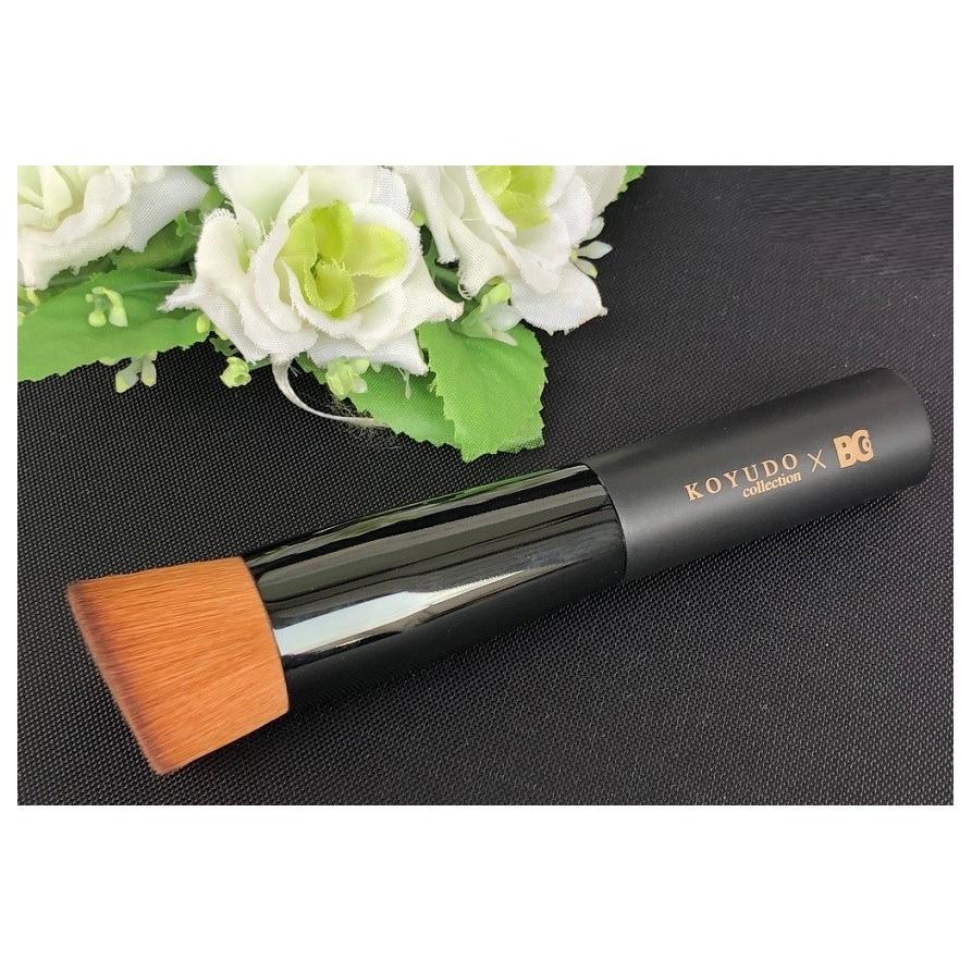 熊野筆 広島県 熊野町 ファンデーションブラシ プレミアム NC249-BC 黒軸フラット 熊野筆 晃祐堂 送料無料 メール便(ポスト投函)配送 |  | 01