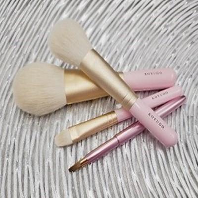 熊野筆 ギフト仕様 広島県 熊野筆 晃祐堂 Puritto 熊野筆4本セット（パウダー・チーク・アイシャドウ・プッシュ式リップ）伝統工芸 メイクブラシ 贈り物 |  | 01