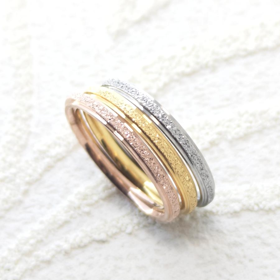 刻印可能 ペアリング(指輪2個) 3カラーから選択 細身の2ｍｍ幅 フロストデザイン サージカルステンレス 金属アレルギーの方にも |  | 04