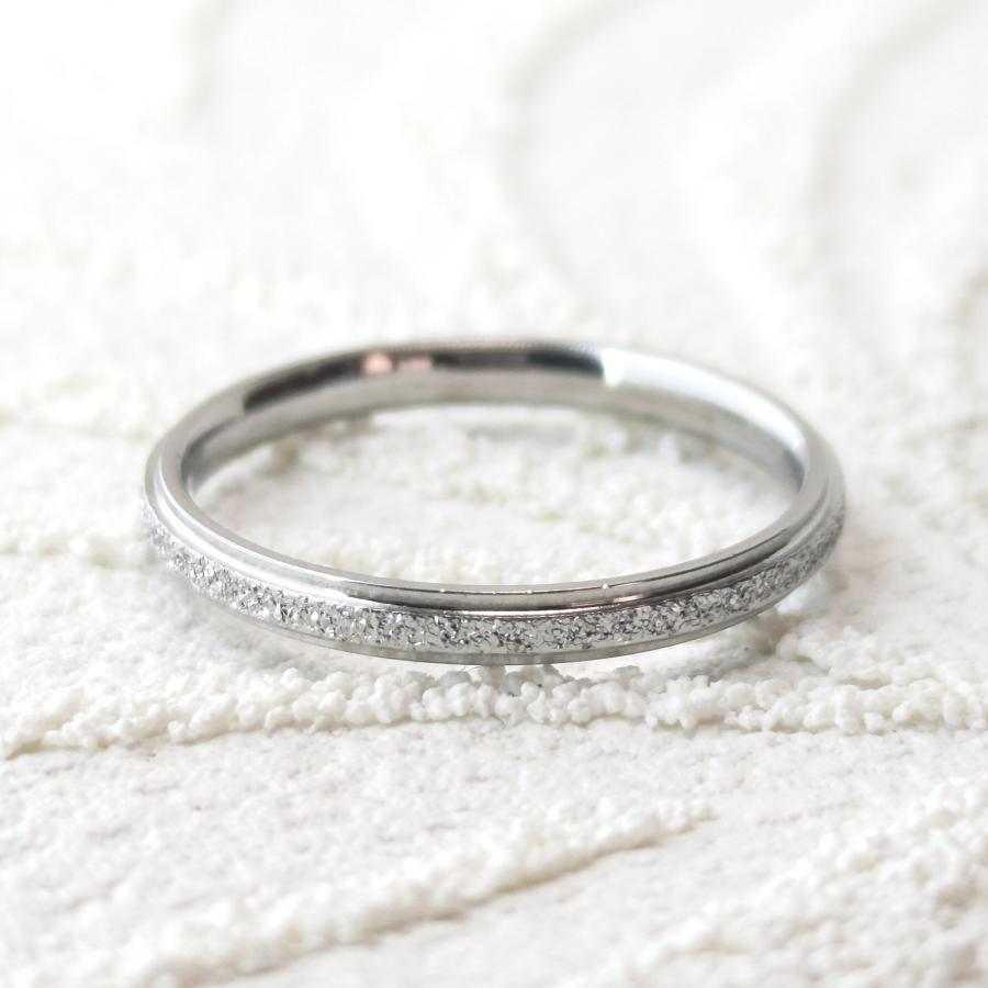 刻印可能 ペアリング(指輪2個) 3カラーから選択 細身の2ｍｍ幅 フロストデザイン サージカルステンレス 金属アレルギーの方にも |  | 05