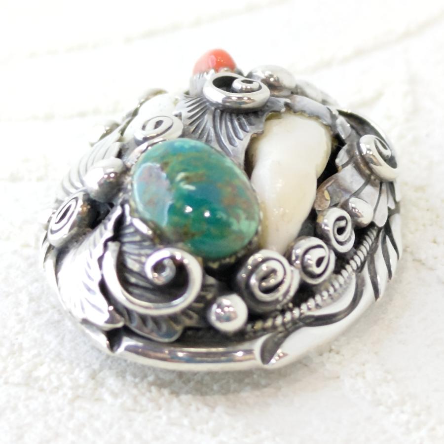 コンチョ 本物のワニの牙使用 シルバー925/silver925 ベルトやバッグ/スマホホルダーに プレゼントにもオススメ |  | 03