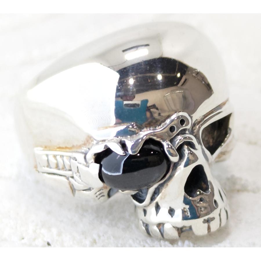 石の中に光の十字架 ブラックスター＆スカル/骸骨 sv925 シルバー925 ハード系 シルバーリング |  | 01