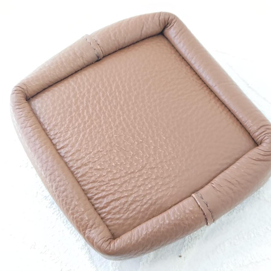 人気 コインケース/小銭入れ 羊革/コンチョ 使いやすい ブラウン プレゼントにもオススメ |  | 01