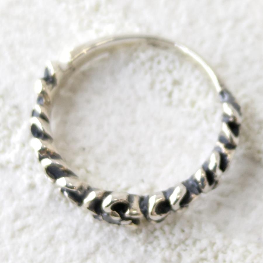 ピンキーリングにも キュービックジルコニア クリア フラワー sv925 シルバー925 シルバーリング |  | 02