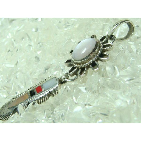 ネイティブ系ペンダントトップ　ピンクシェル＆サンゴ＆オニキス　シルバー925 |  | 01