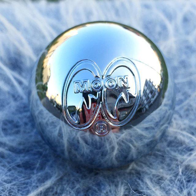 MOONEYES ムーンアイズ クローム ボール シフトノブ ロゴ入り