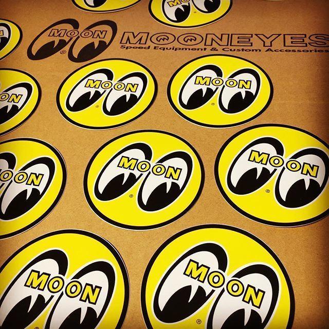 ムーンアイズ MOONEYES EYEBALL ステッカー 7.5cm [DM010] アイボール デカール | MOONEYES