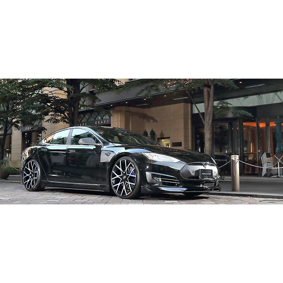 M's】TESRA Model S (85D) ARTISAN SPIRITS O.F.K. Edition フロント