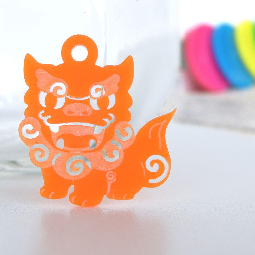 アクリルチャーム シーサー オス メス 3cm 厚さ2mm 選べる豊富なカラー