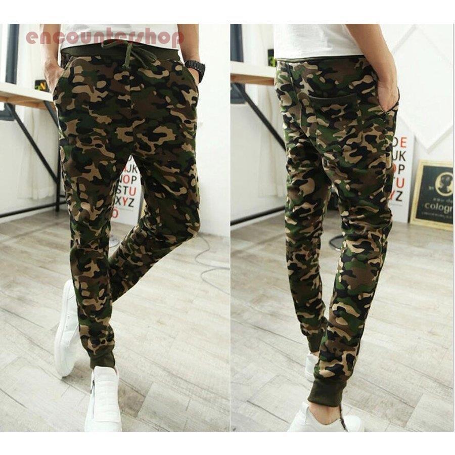 高額限定名作D2ディースクエアードワッペン迷彩カモスポーツカーゴジョガーパンツ ジョガーパンツ メンズ サルエルパンツ 迷彩 スウェットパンツ