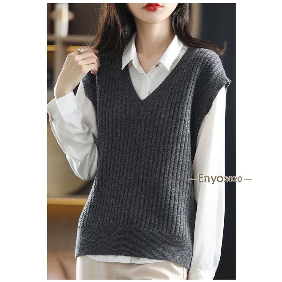 ブラックリブ編みノースリーブニットベスト ブラックリブ編みノースリーブニットベスト