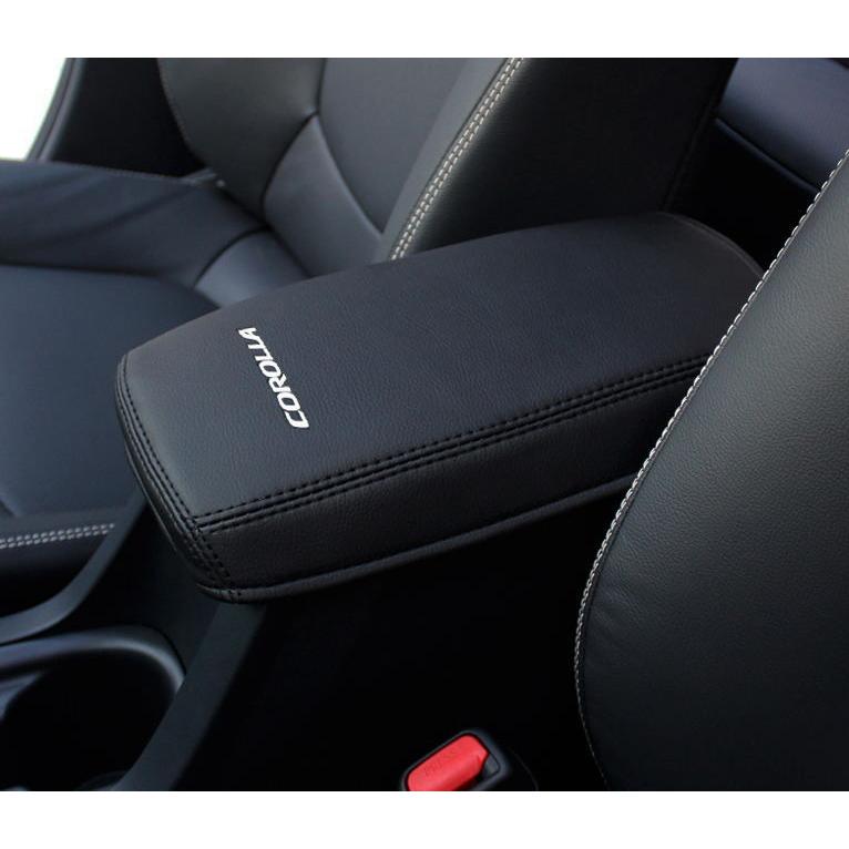 トヨタ 新型カローラツーリング/新型カローラスポーツ 210系 アームレスト カバー センター コンソール カバー  汚れ防止 引っかき傷対策ツーリングパーツ の商品画像