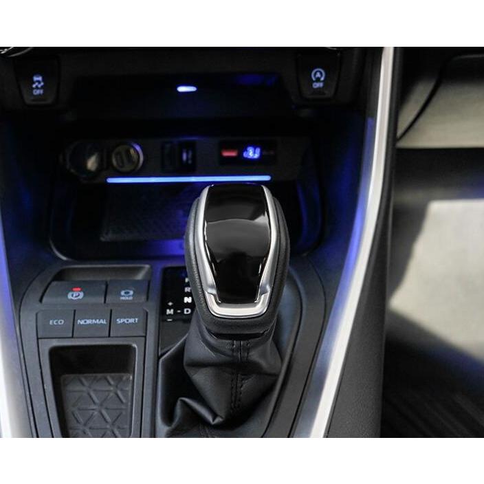 クラウン(2023～)(TOYOTA)のカスタム プレミアムシフトノブ（70thロゴ