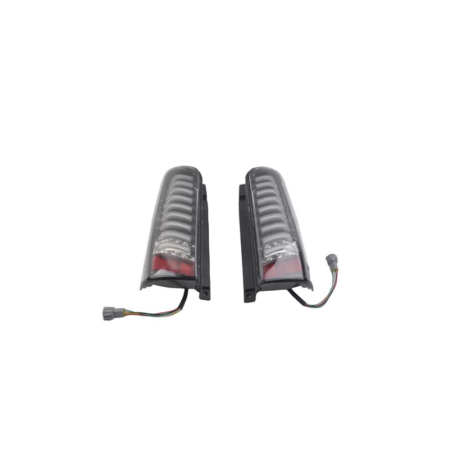 NV350 キャラバンLEDテールライト 2個セット 配線コネクタ付き NV350 キャラバンLEDテールライト 2個セット 配線コネクタ付き