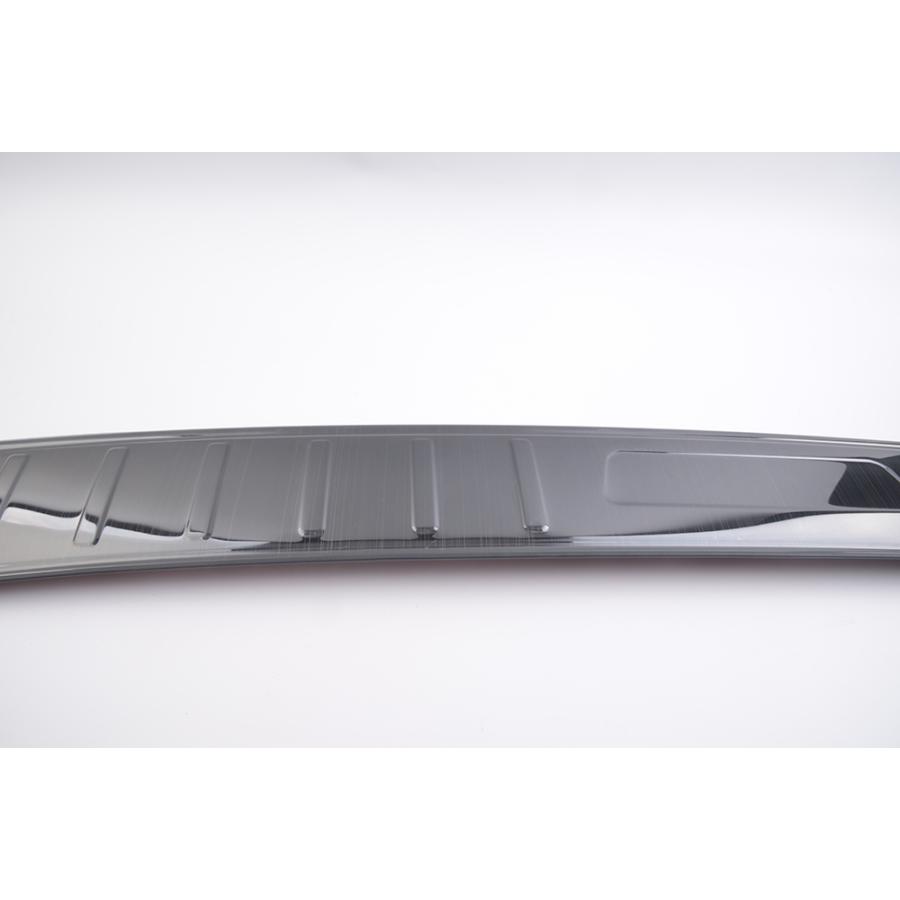 SUBARU（スバル） スバルXV専用リアバンパーステップガード ラゲッジ