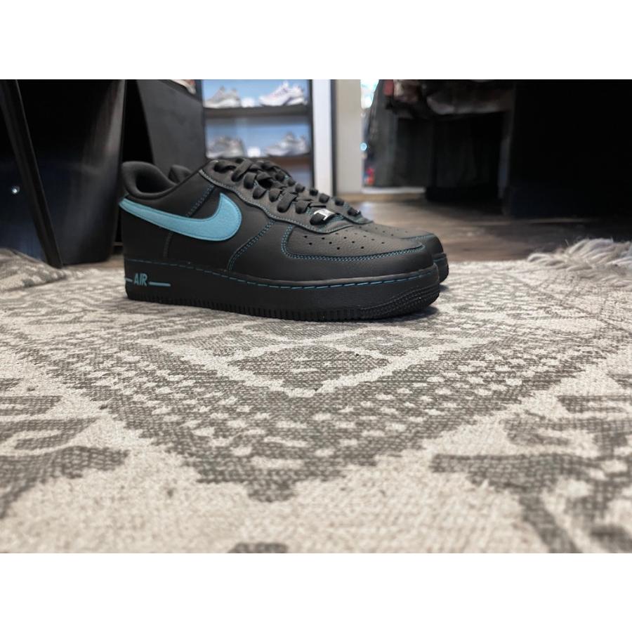 エア フォース 1 【海外限定モデル】NIKE AIR FORCE '07 LV8