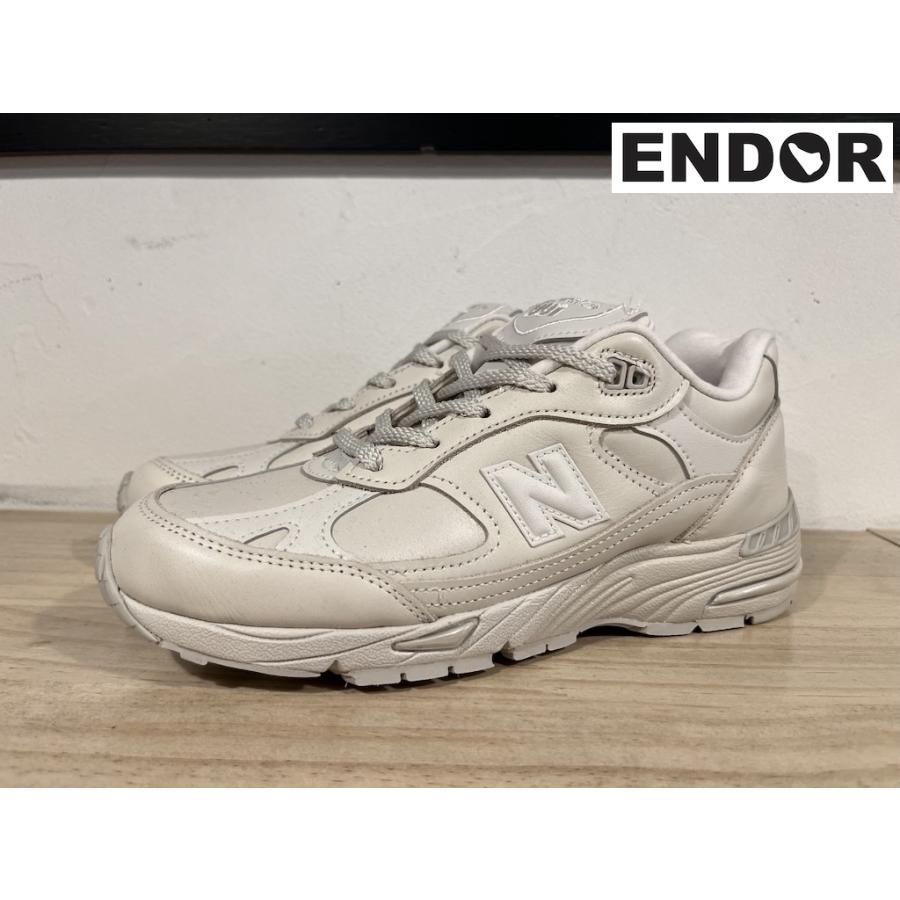 New Balance 991OWホワイトスニーカー　ukモデル　イングランド製 991シリーズ 【レディースモデル】【MADE IN ENGLAND】NEW BALANCE