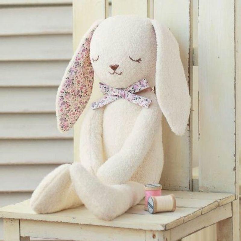 人気商品 すやすやうさぎパーフェクト手作りキット オーガニック綿50g 2個 糸 ガラスペレット150g付 裁縫道具