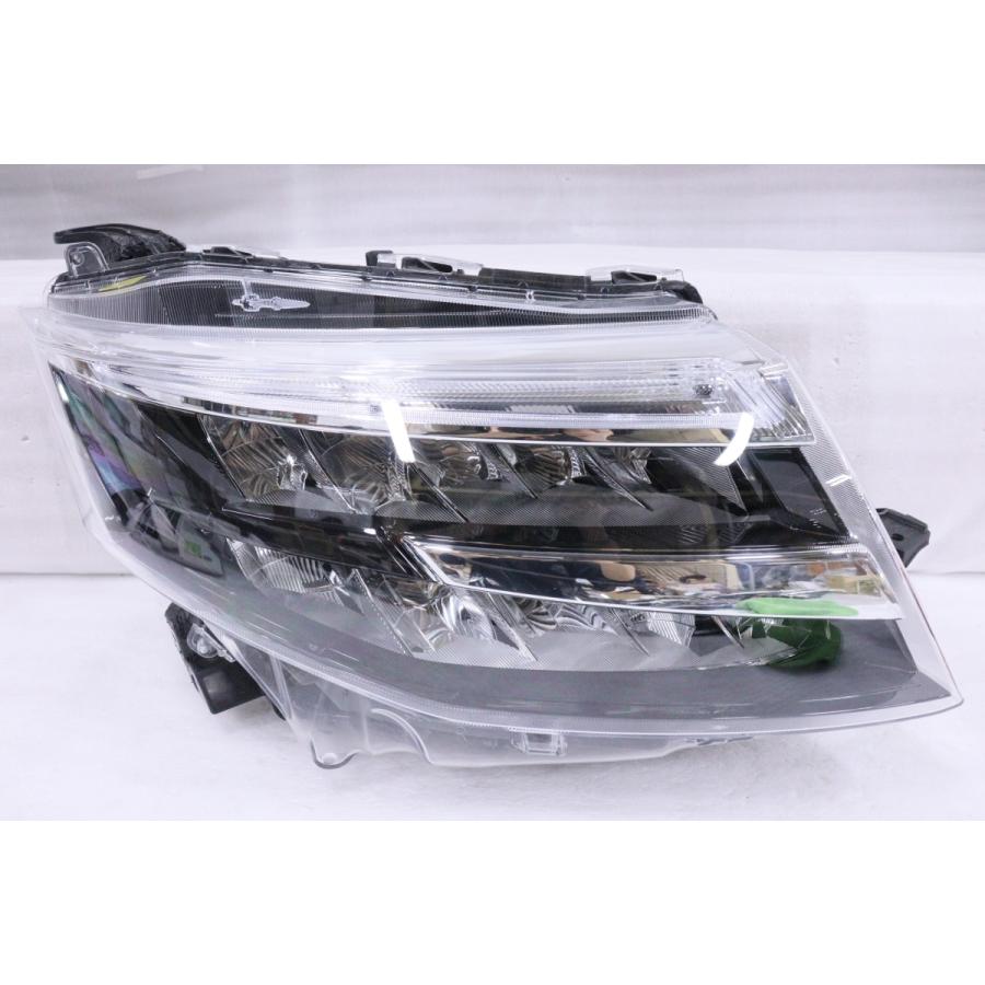 49-684☆美品☆後期 LED M900A ルーミー☆左ヘッドライト