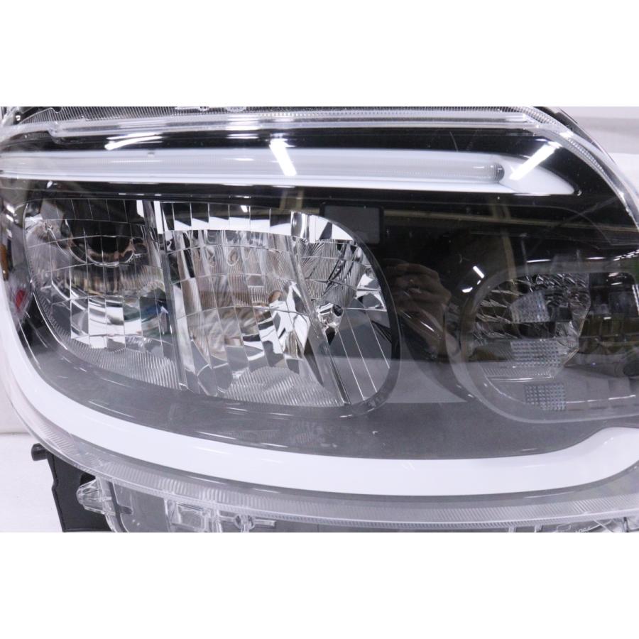 車 タント LA650S/LA660S右LEDライト KOITO 100-69074