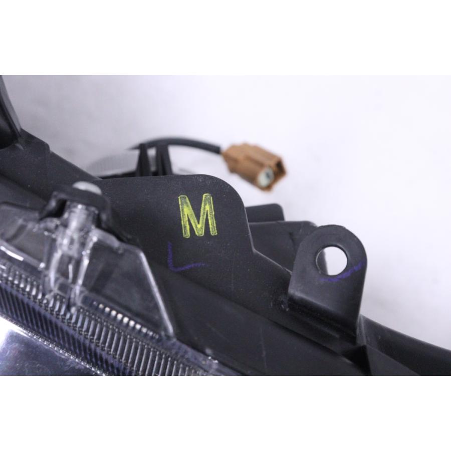 カローラ 10-2300☆【値下】美品☆LED NRE210 ツーリング HV☆右ヘッド