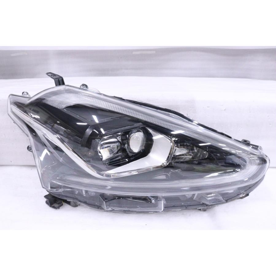 シエンタ(車) 10-2407☆前期 LED NSP170G シエンタ☆右ヘッドライト