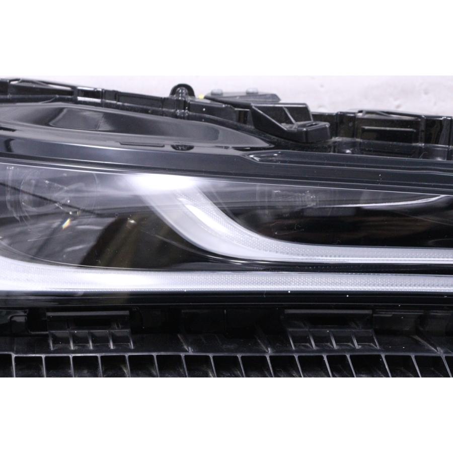 ハリアー 10-2619☆美品☆LED MXUA80 ハイブリッド☆右ヘッド