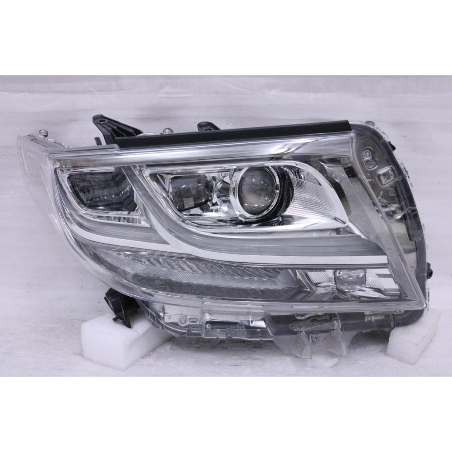 アルファード 13-1906☆美品☆前期 LED AGH30W アルファード☆右ヘッド