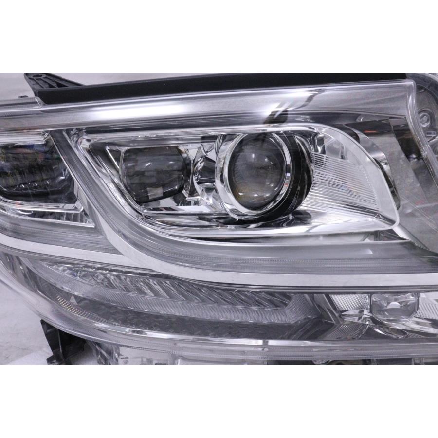 アルファード 13-1906☆美品☆前期 LED AGH30W アルファード☆右