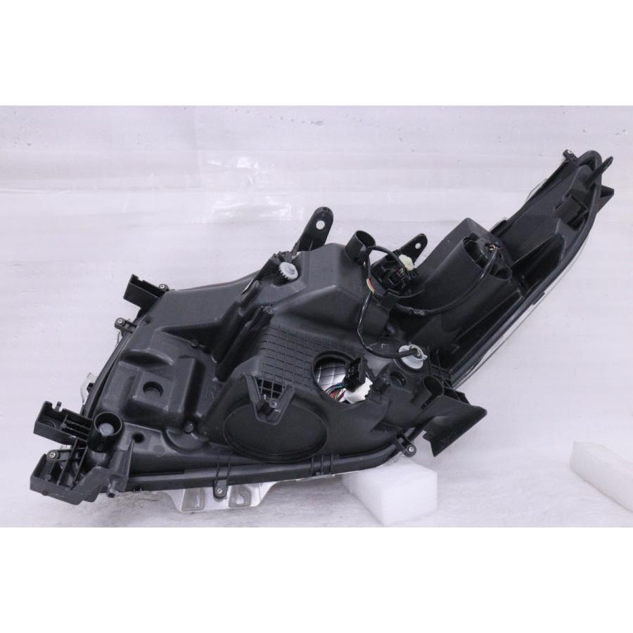 アルファード 13-1906☆美品☆前期 LED AGH30W アルファード☆右ヘッド