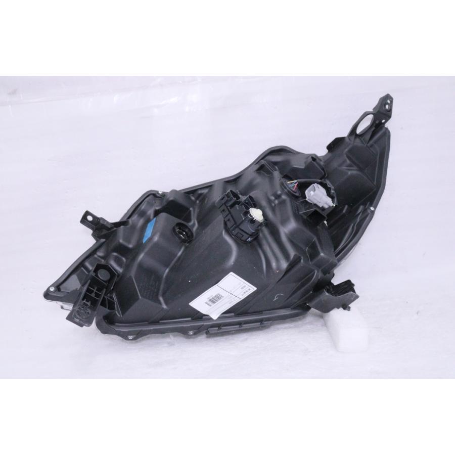 日産（NISSAN） 13-328☆【値下】最終期 美品 LED B21A デイズルークス