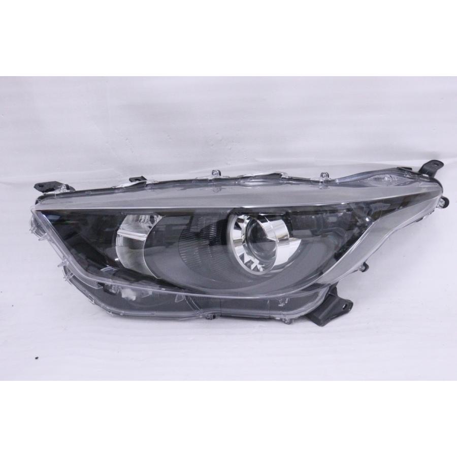 トヨタ（TOYOTA） 14-1081☆美品☆ハロゲン MXPA10 ヤリス☆左ヘッド