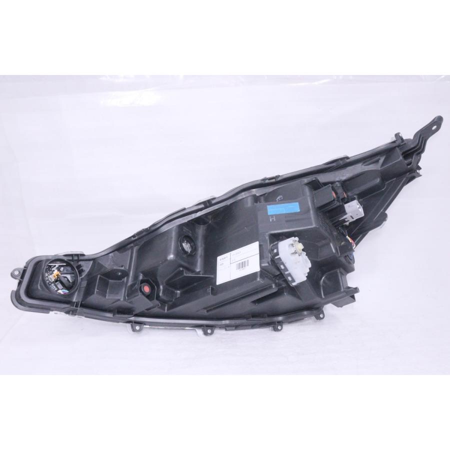 アクア 14-2023☆後期 LED NHP10 アクア☆右ヘッドライト KOITO 52-315