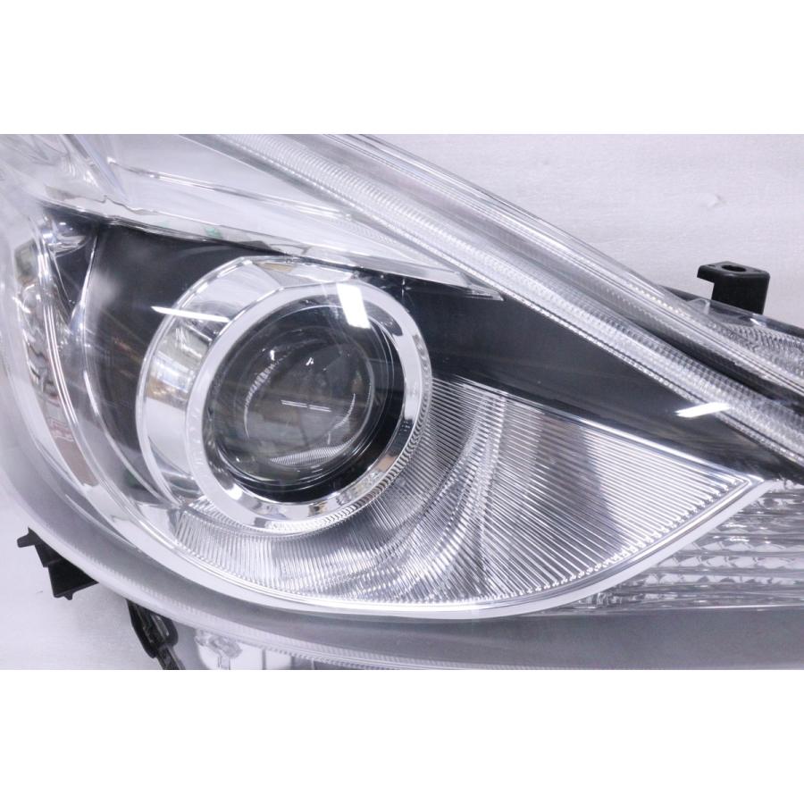 プリウスα　右ヘッドライト プリウス 14-2128☆後期 LED ZVW40W プリウスα☆右ヘッドライト