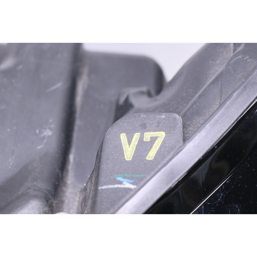 レクサス（LEXUS） 15-1667☆美品☆後期 LED AGZ10 レクサスNX☆左