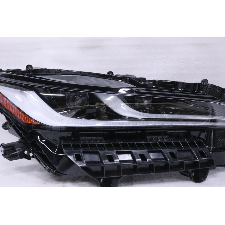 MXUA80　トヨタ　ハリアー　ヘッドライト ハリアー 15-814☆美品 LED MXUA80 HV☆右ヘッドライト G Z KOITO 48