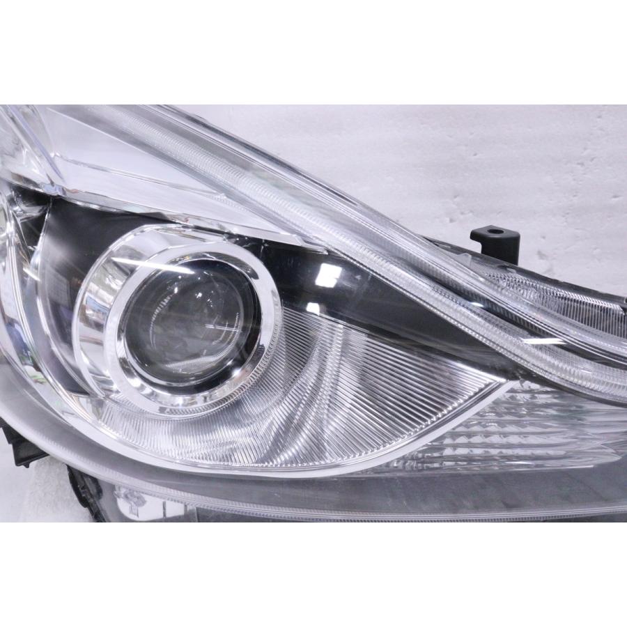 プリウス 15-880☆美品 後期 LED ZVW40W プリウスα☆右ヘッドライト