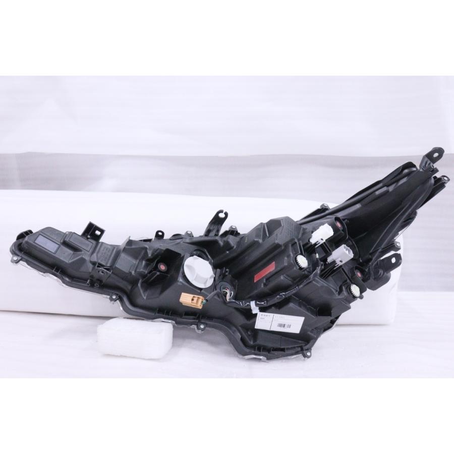 カローラヘッドライト右 トヨタ☆bB NCP31 純正 ヘッドライト 右 HID KOITO 52-119