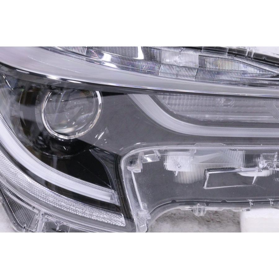 カローラ 19-2698☆LED NRE210H カローラスポーツ☆右ヘッドライト