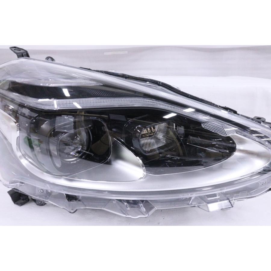 シエンタ(車) 19-3030☆後期 LED NSP170G シエンタ☆右ヘッドライト