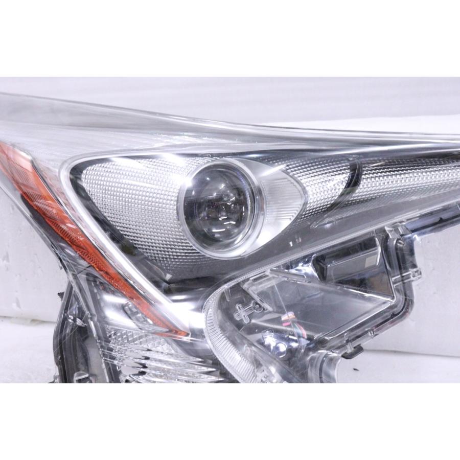 プリウス 19-517☆美品 前期 LED ZVW50 プリウス☆右ヘッド