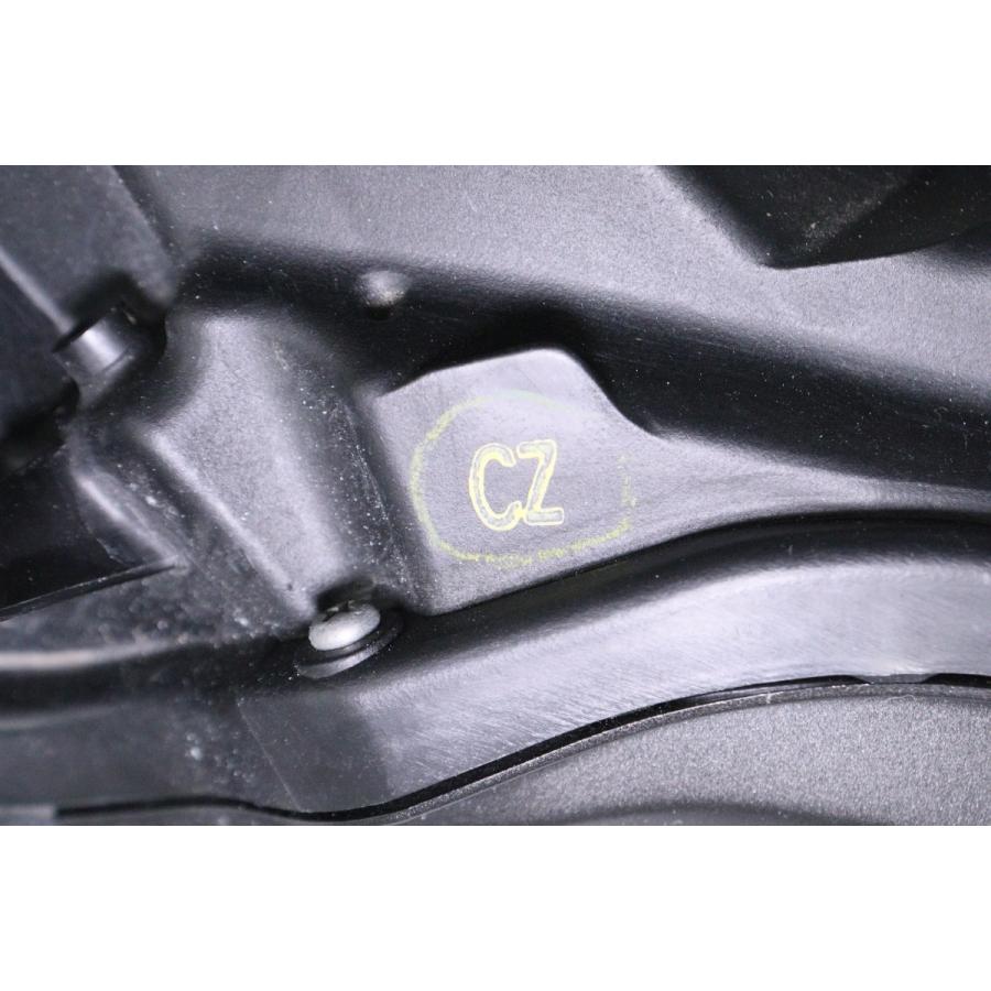 ICE ACTIVA 19-718☆美品☆中期 LED ZWA10 レクサスCT200h☆右ヘッド