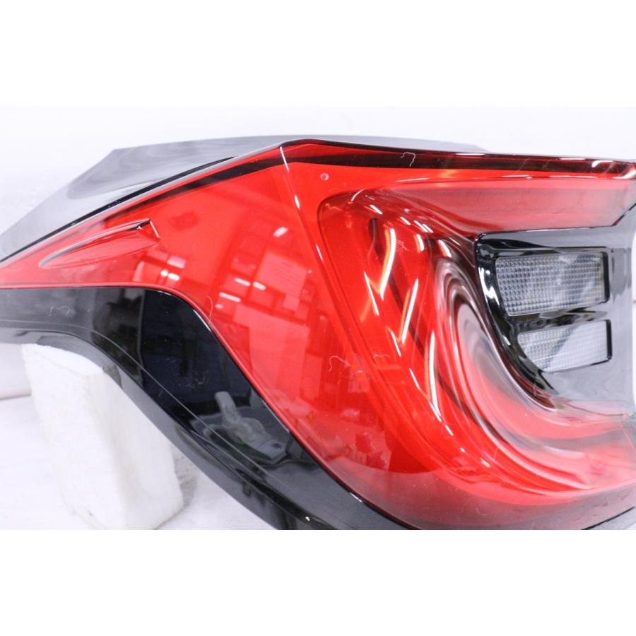 トヨタ ヤリス 純正 LED テールランプ 左右セット KOITO K0-10 トヨタ（TOYOTA） 19-862☆【値下】美品☆LED MXPA10 ヤリス☆左テール
