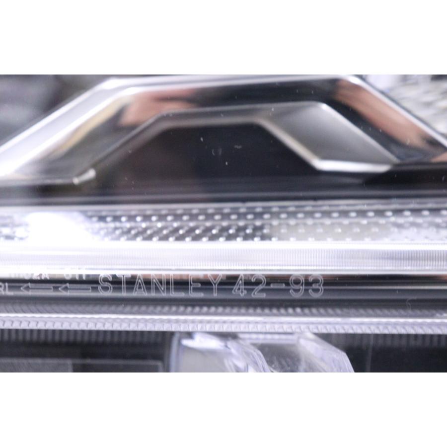1X-1117★美品★前期 LED MXAA52 RAV4 ハイブリッド★右ヘッドライト STANLEY 42-93 打刻:1 HV MXAA54 黒無塗装★トヨタ 純正 (DM)_8