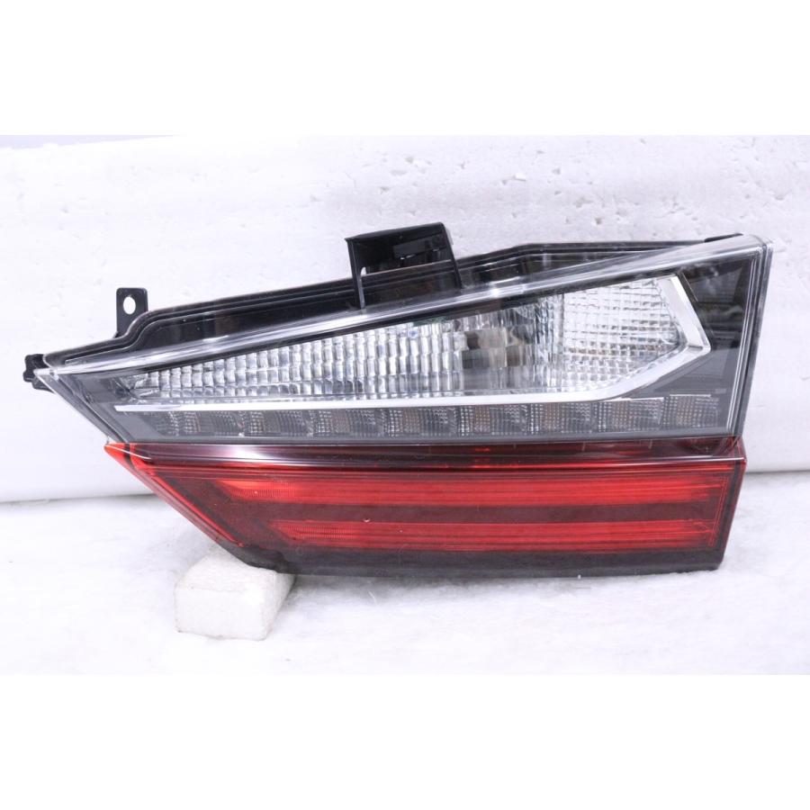 Lexus RX AGL20W. テールランプ 右側用 ブリザック VRX 1X-1130☆美品☆前期 LED AGL20W レクサスRX HV☆右