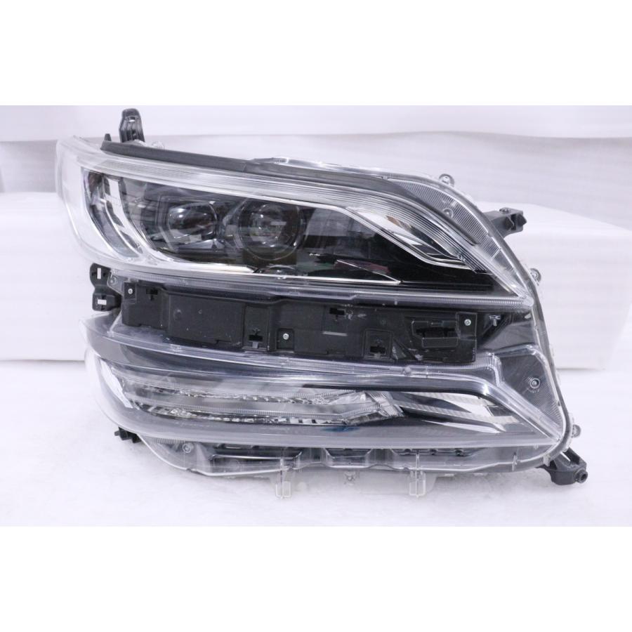 ヴェルファイア 30系 右ヘッドライト トヨタ トヨタ（TOYOTA） 【中古】 ヴェルファイア 30 AGH30W GGH30W AYH30W