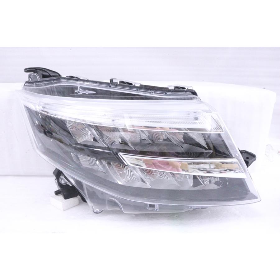 トヨタ ルーミー 純正 LED ヘッドライト ASSY 後期