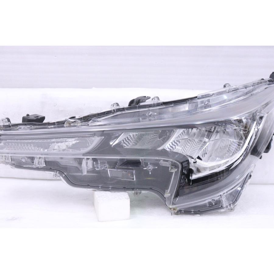 20-1643☆美品 LED NRE210H カローラスポーツ HV☆左ヘッドライト