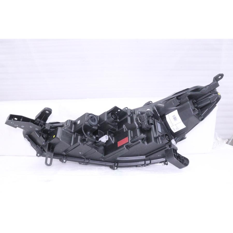 20-1645☆美品☆LED ZSG10 カローラクロス Z☆右ヘッドライト HASCO 16  